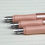 Set cadou stilou caligrafie Callissima Schneider Caisă 4